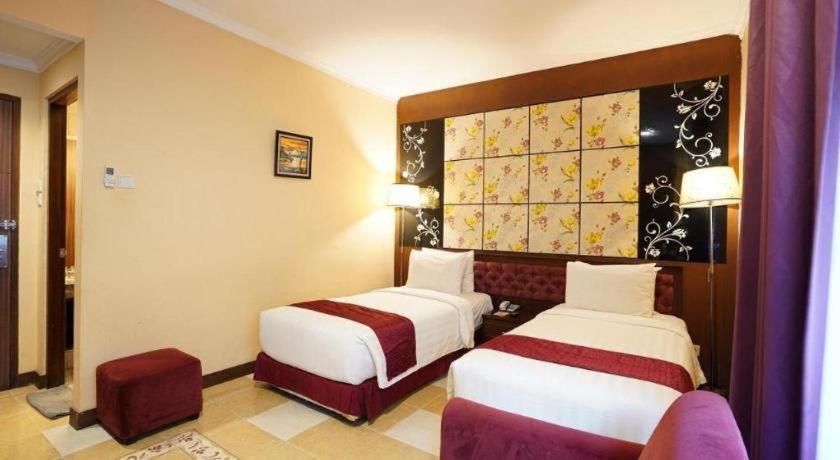 Ipb Convention Hotel Botani Square Богор Екстериор снимка