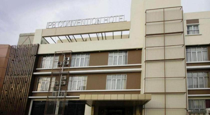 Ipb Convention Hotel Botani Square Богор Екстериор снимка