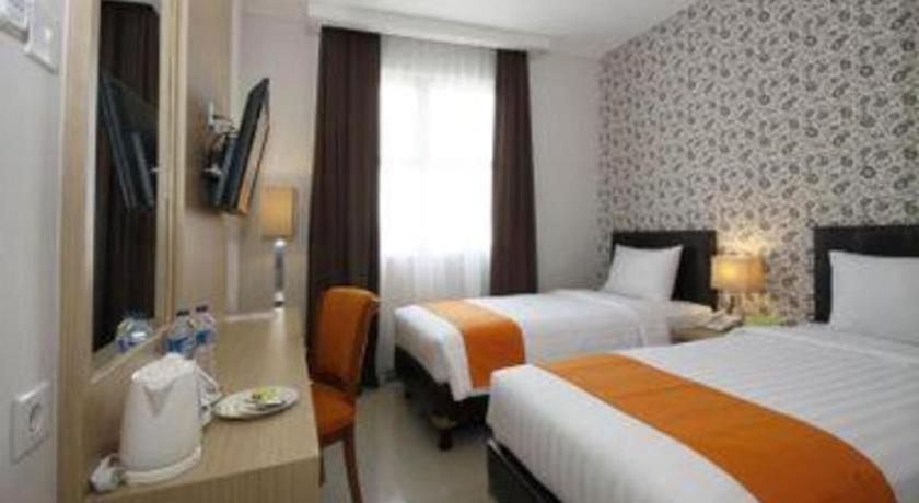 Ipb Convention Hotel Botani Square Богор Екстериор снимка